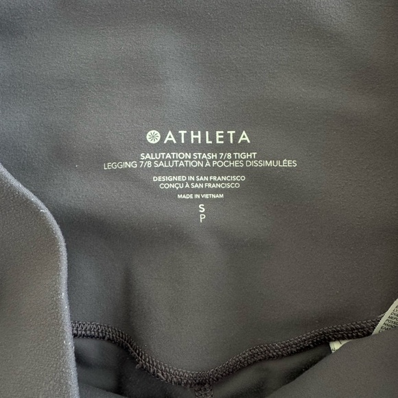 Athleta salutation stash 7/8 tight - Picture 4 of 4